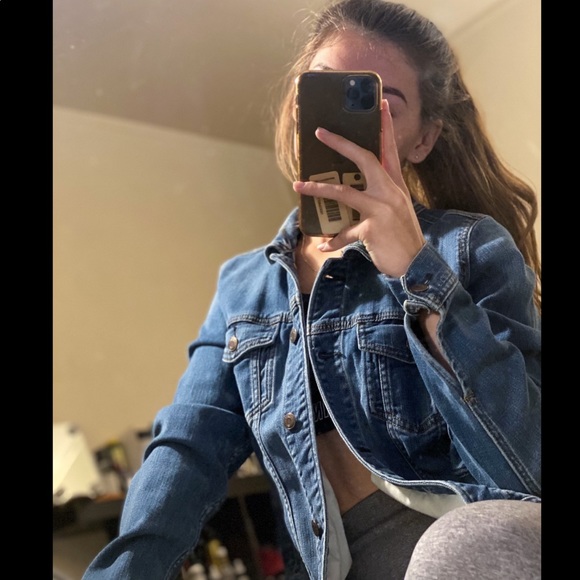 Jean Jacket - Picture 1 of 4